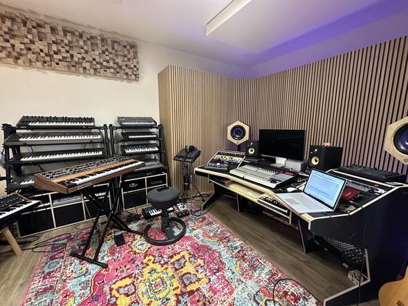 bild_mbakustik_gmbh_akustikprojekt_tino_purple_disco_machine