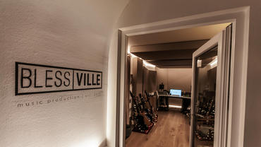 Blessville Studio entree